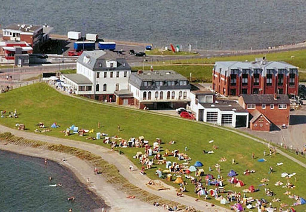 Strandhotel Dagebuell Direkt An Der Nordsee المظهر الخارجي الصورة