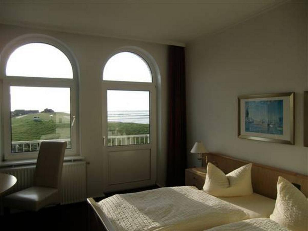 Strandhotel Dagebuell Direkt An Der Nordsee المظهر الخارجي الصورة